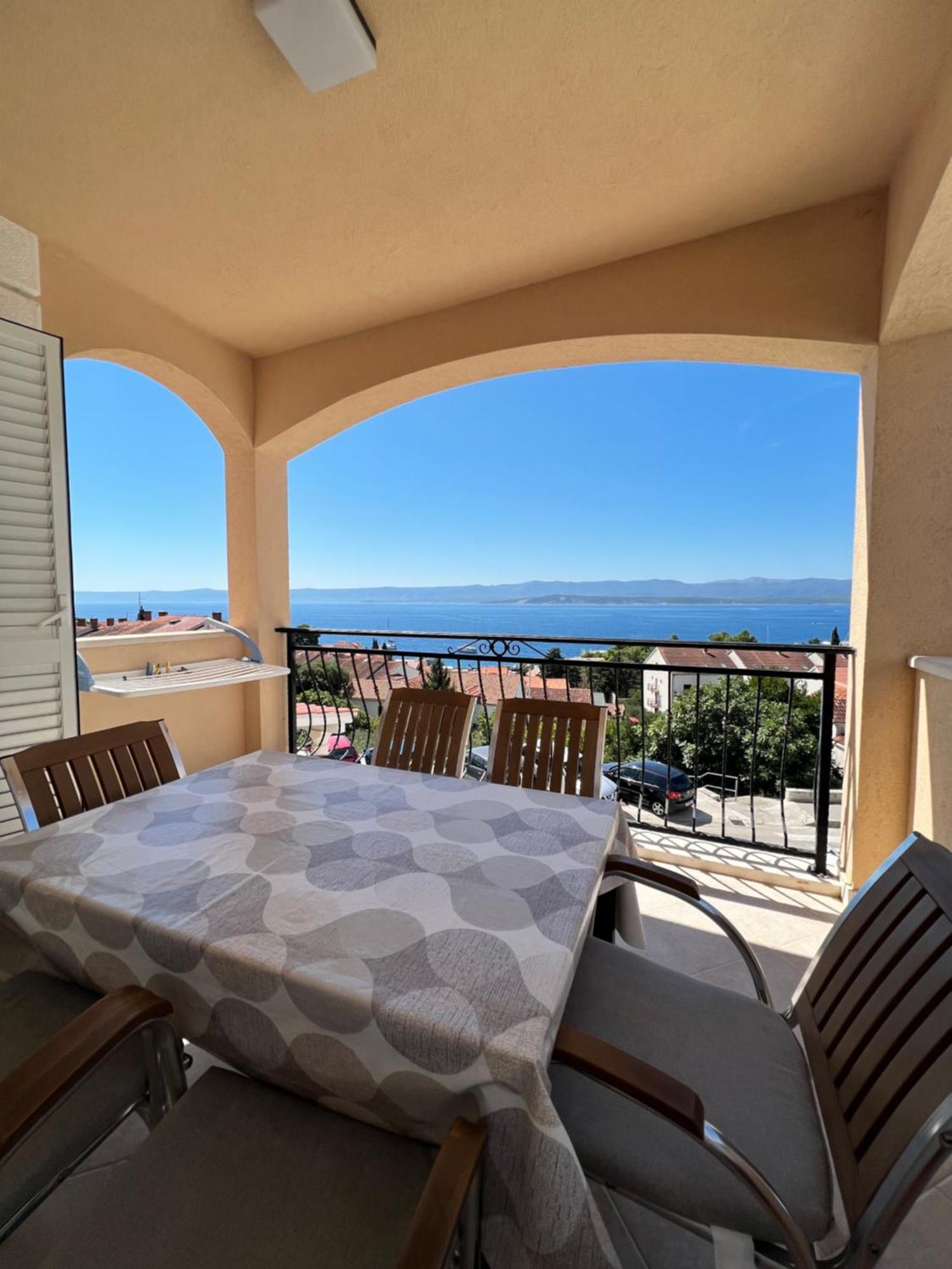 Villa Marina - Sea View Bol Eksteriør billede