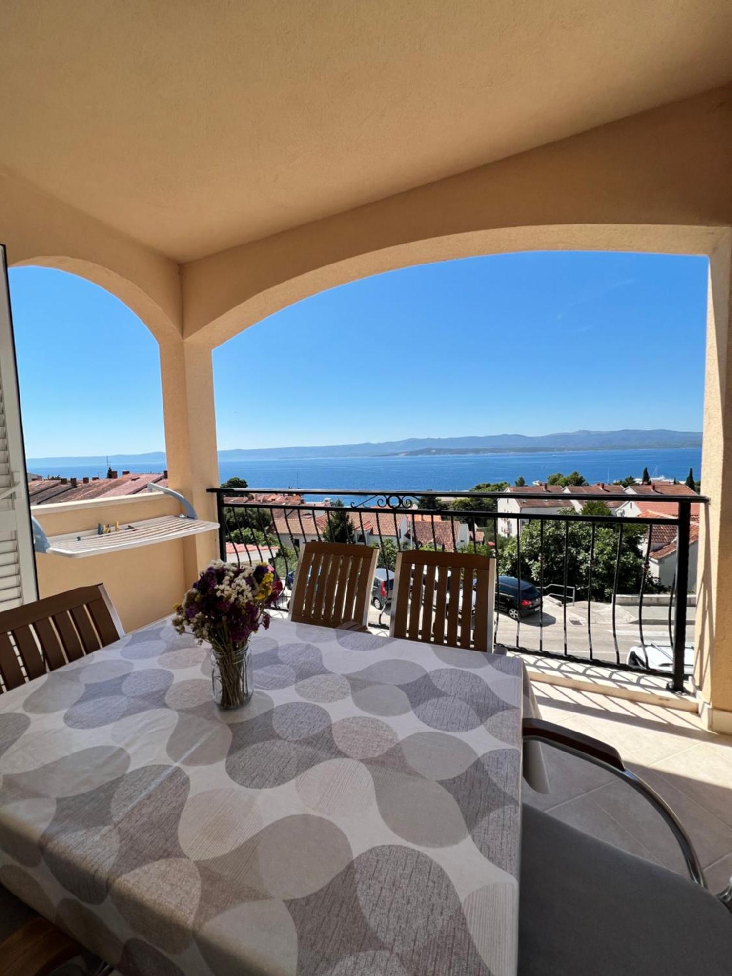Villa Marina - Sea View Bol Eksteriør billede