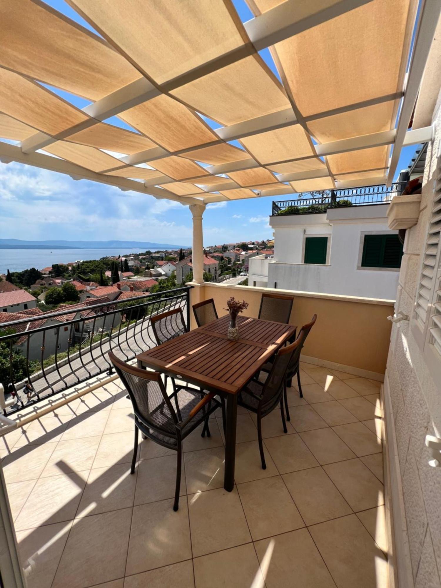 Villa Marina - Sea View Bol Eksteriør billede