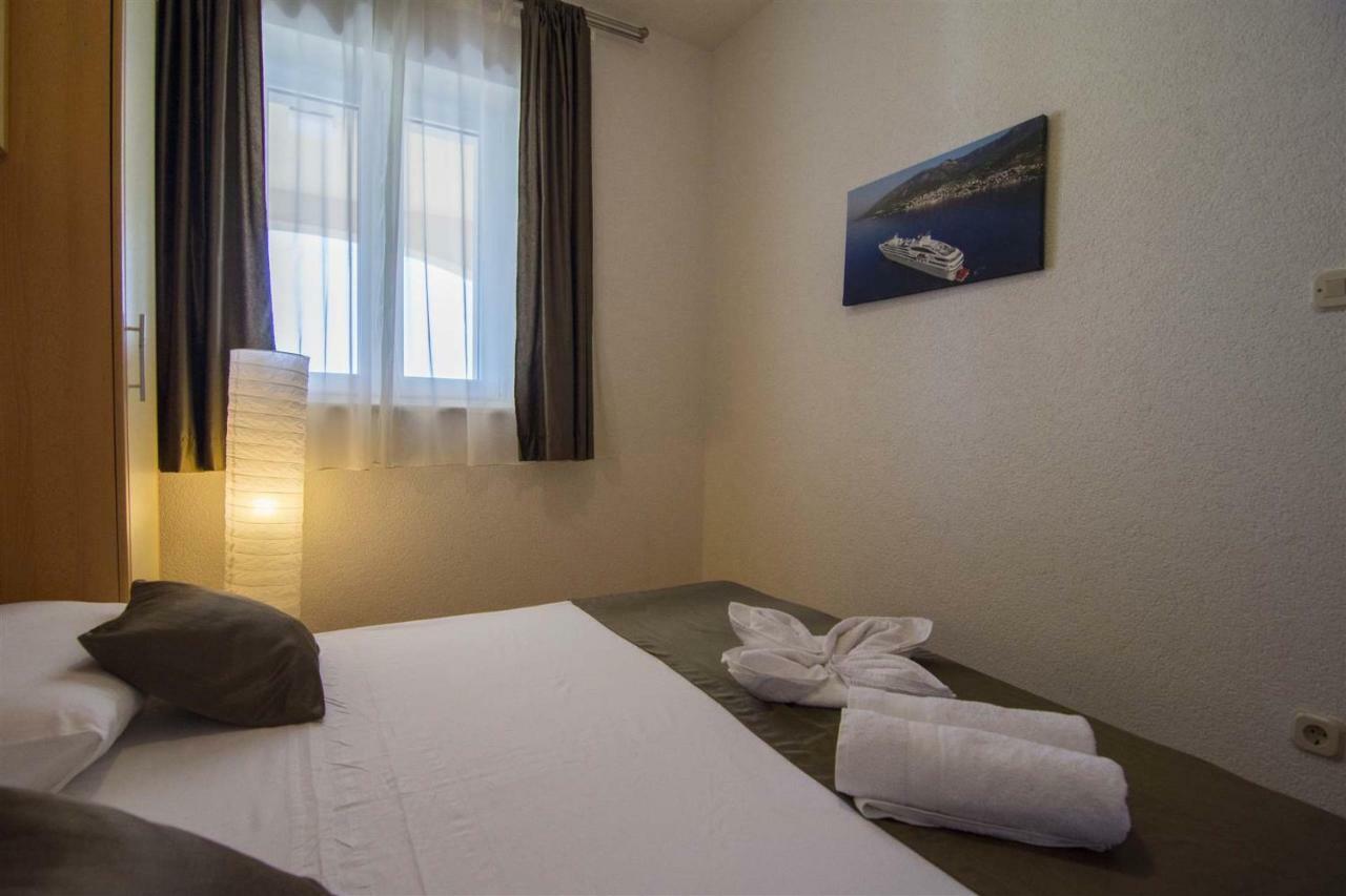 Villa Marina - Sea View Bol Eksteriør billede